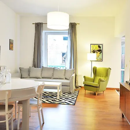 Krakowforrent Florianska קרקוב