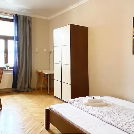 Krakowforrent Florianska קרקוב